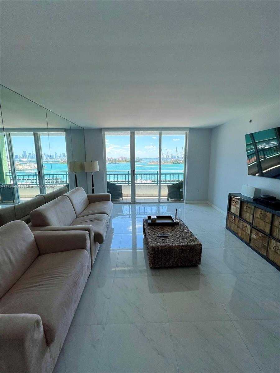 Small Image of 90 #1106, Miami Beach Number 4