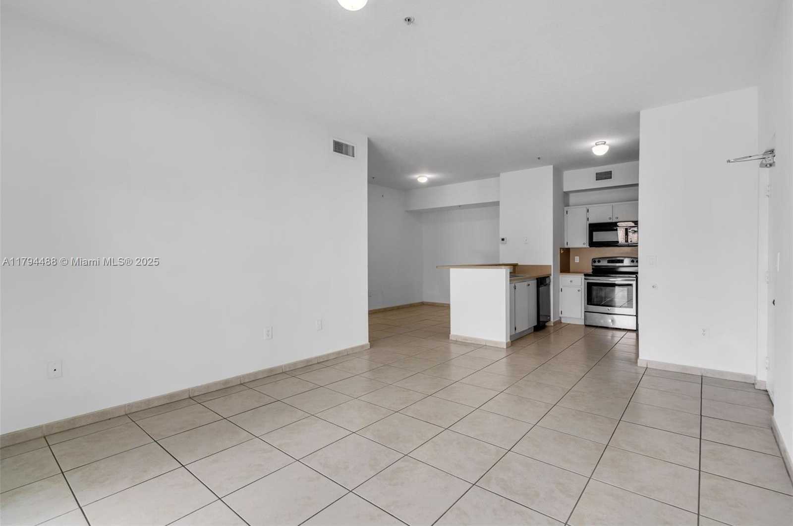 Small Image of 7280 NORTH WEST 114TH AVE #308-8, Doral Number 4