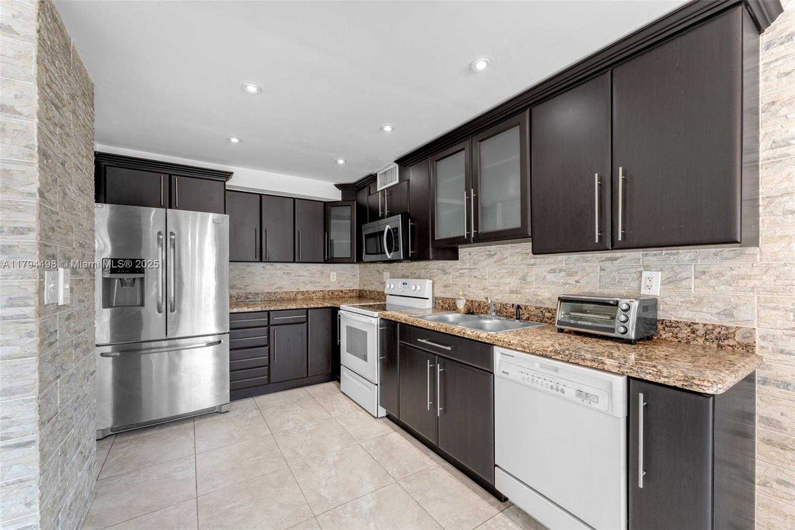 Small Image of 5800 SOUTH WEST 127TH AVE #2107, Miami Number 3