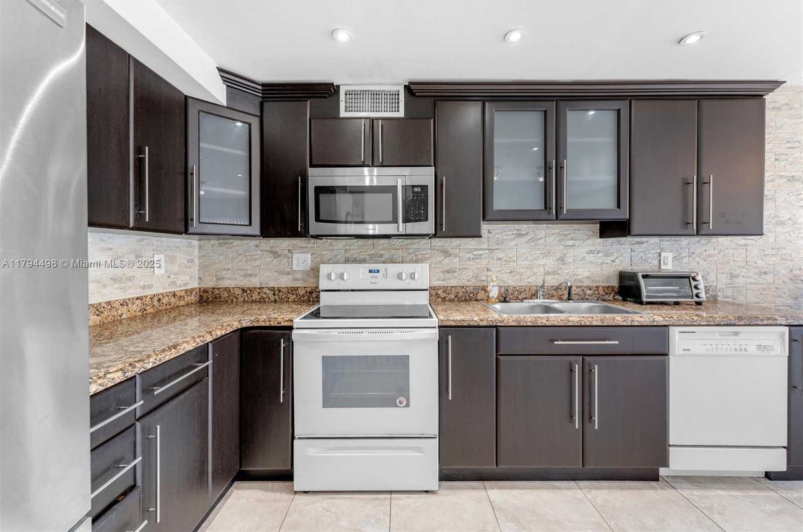 Small Image of 5800 SOUTH WEST 127TH AVE #2107, Miami Number 7
