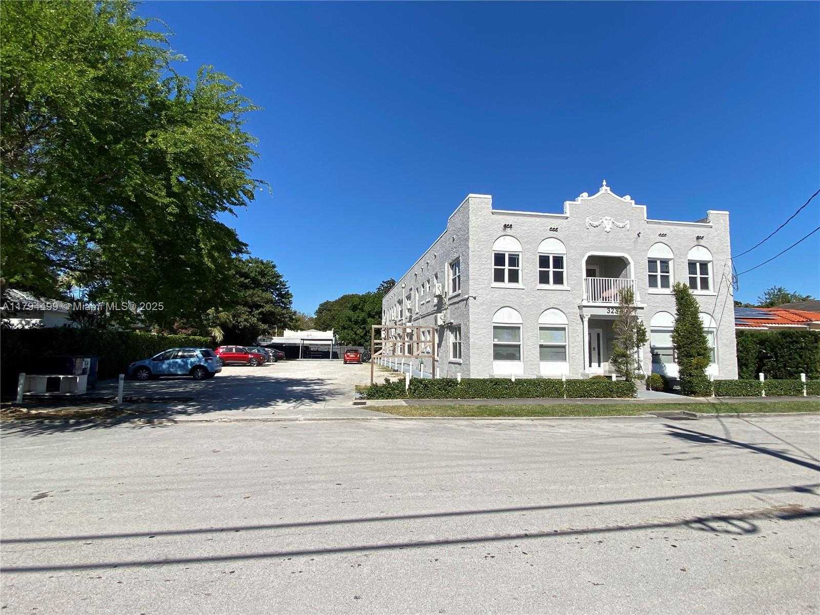 Small Image of 3237 SOUTH WEST 4TH ST #1, Miami Number 11