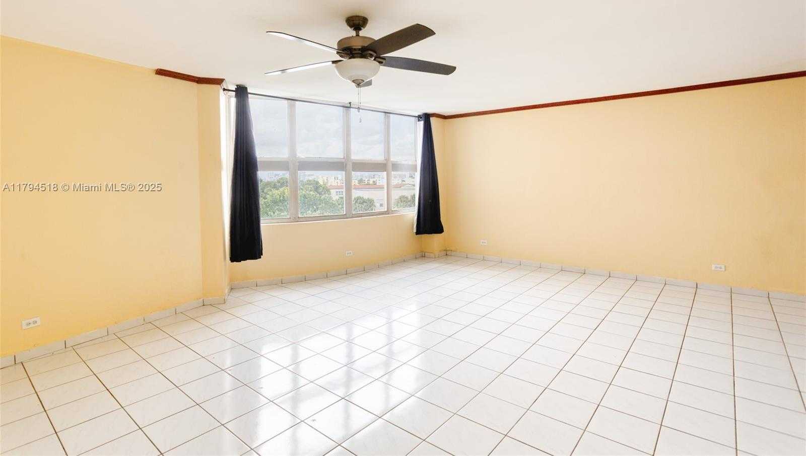 Small Image of 7441 WAYNE AVE #4H, Miami Beach Number 11