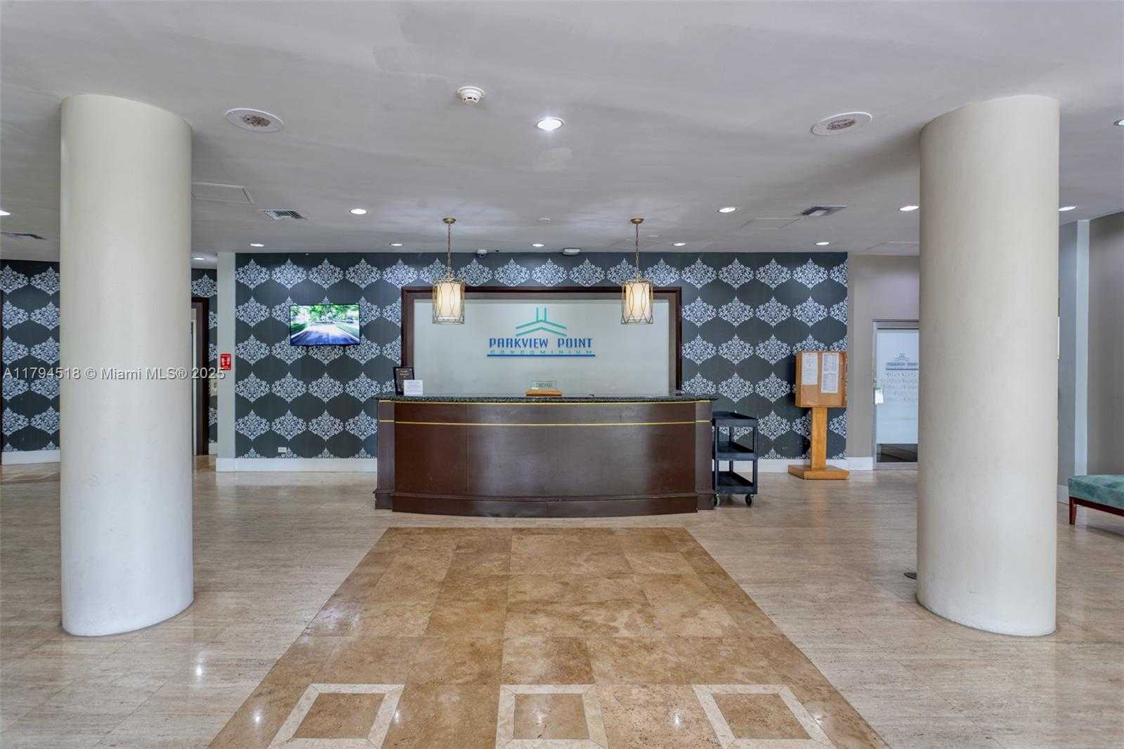 Small Image of 7441 WAYNE AVE #4H, Miami Beach Number 24