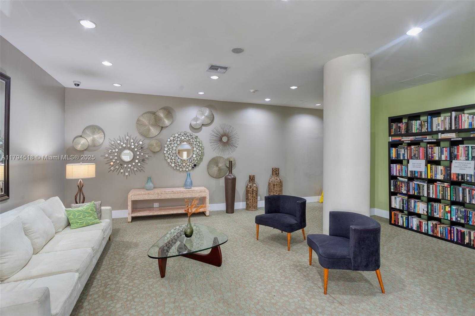 Small Image of 7441 WAYNE AVE #4H, Miami Beach Number 31