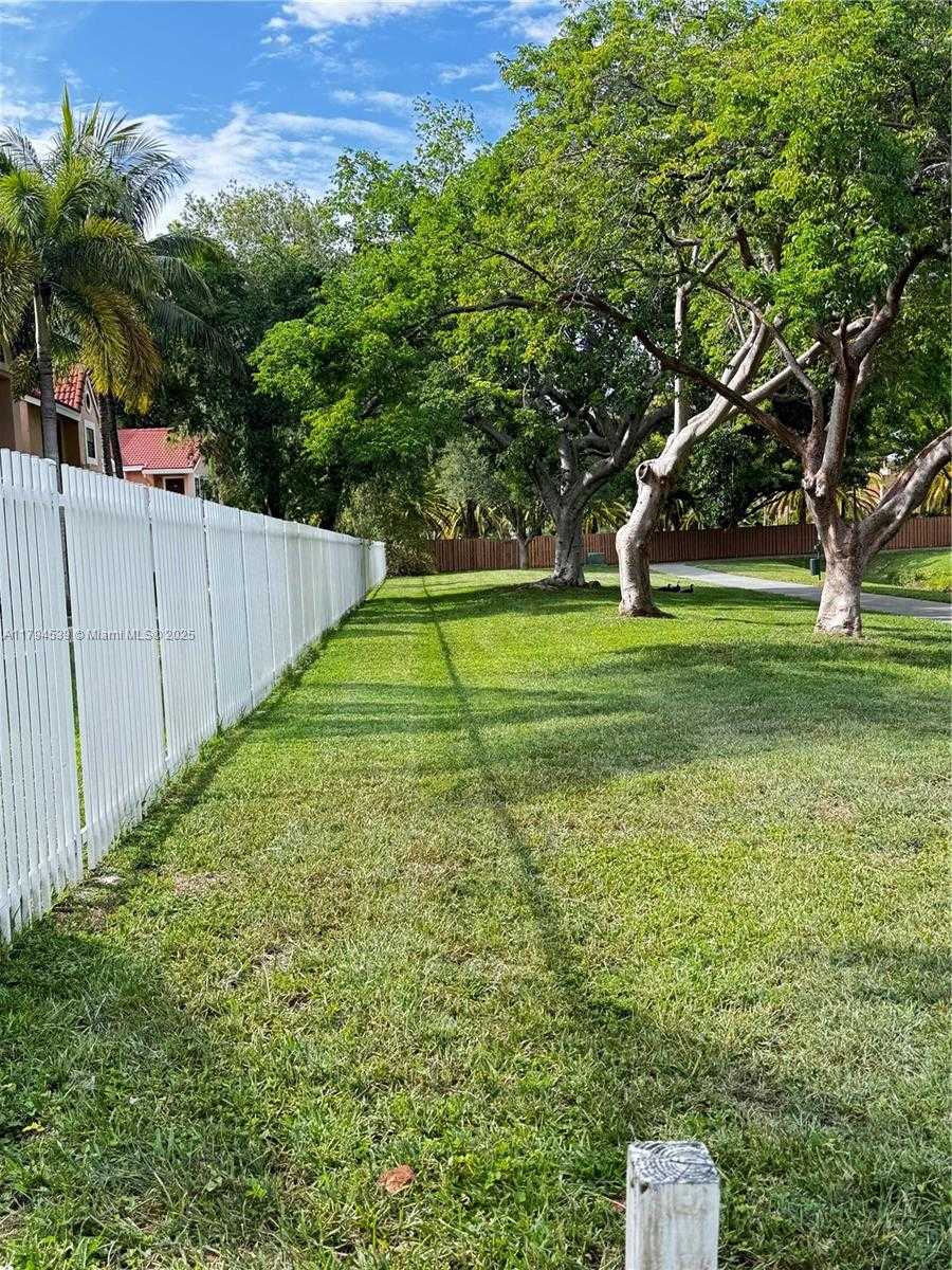 Small Image of 10441 SOUTH WEST 155TH CT #914, Miami Number 14