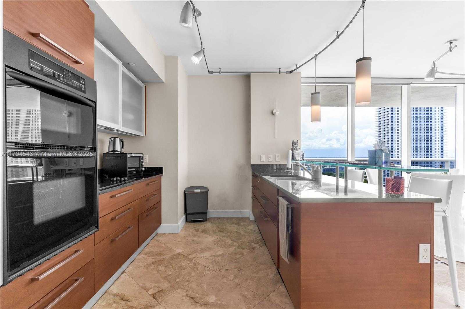 Small Image of 1830 SOUTH OCEAN DR #2608, Hallandale Beach Number 16