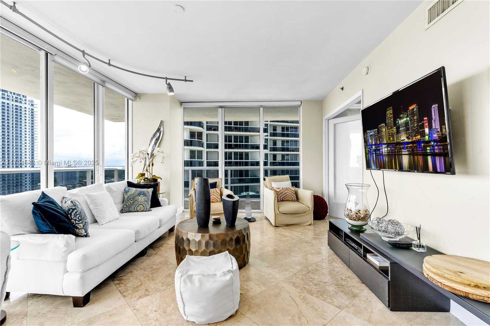 Small Image of 1830 SOUTH OCEAN DR #2608, Hallandale Beach Number 18