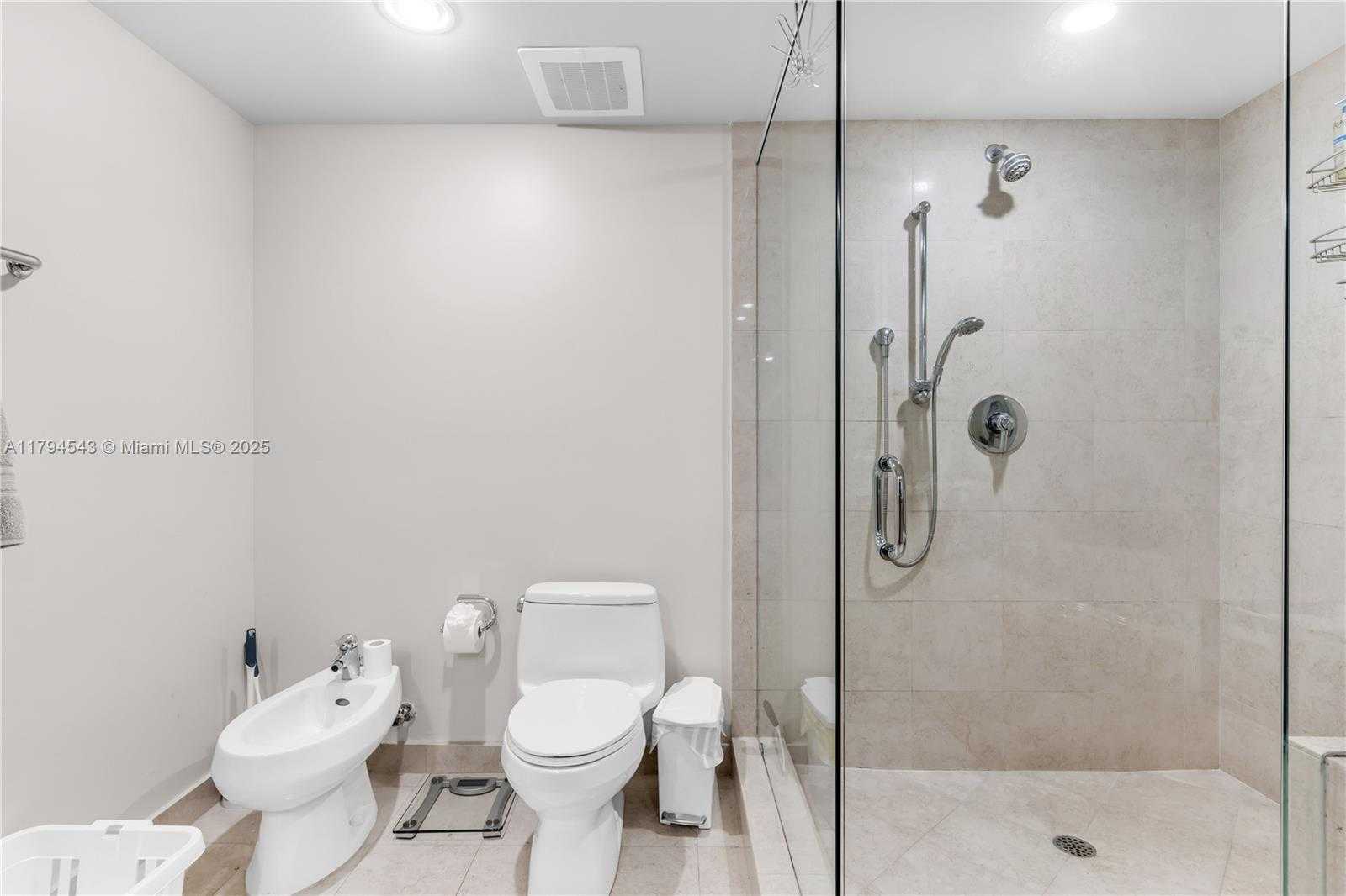 Small Image of 1830 SOUTH OCEAN DR #2608, Hallandale Beach Number 33