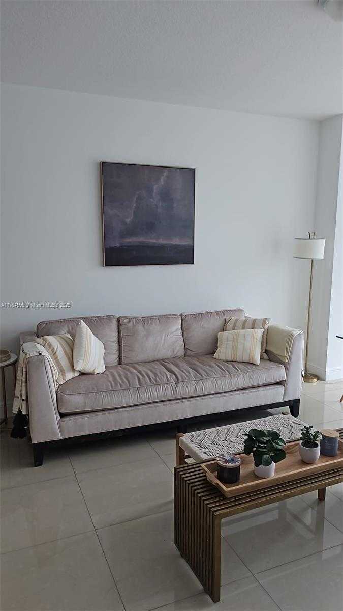 Small Image of 79 SOUTH WEST 12TH ST #3711-S, Miami Number 3