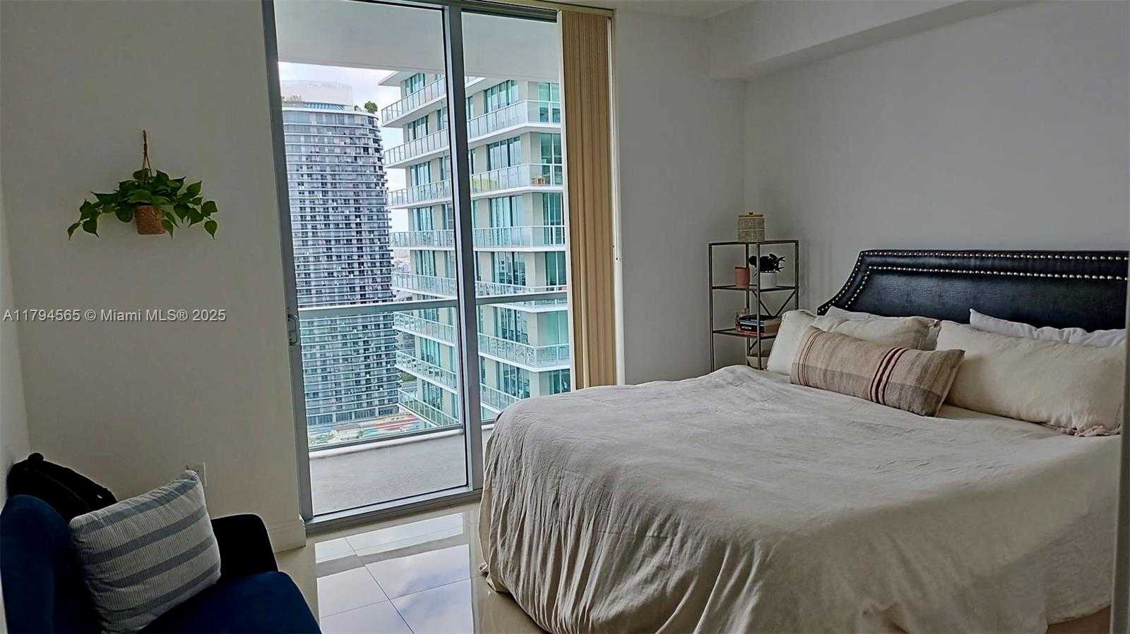 Small Image of 79 SOUTH WEST 12TH ST #3711-S, Miami Number 8