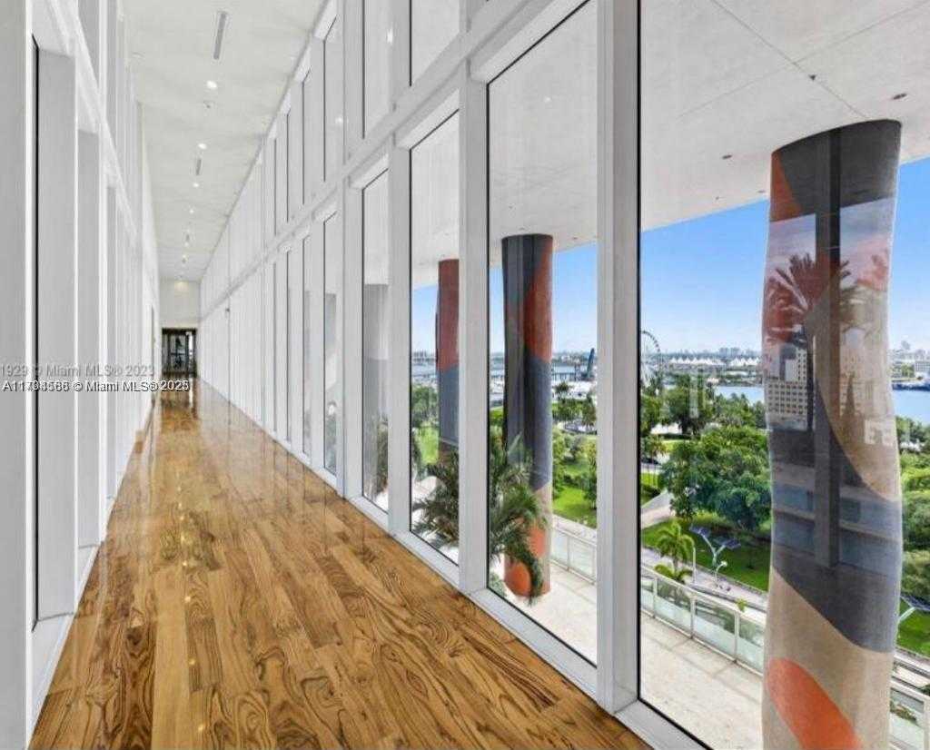 Small Image of 50 BISCAYNE BLVD #911, Miami Number 12
