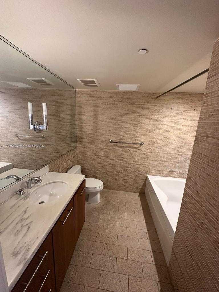 Small Image of 50 BISCAYNE BLVD #911, Miami Number 15