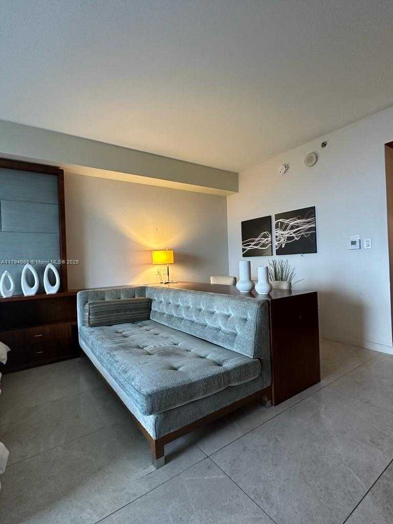 Small Image of 50 BISCAYNE BLVD #911, Miami Number 18