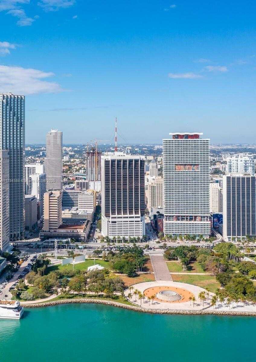 Small Image of 50 BISCAYNE BLVD #911, Miami Number 2