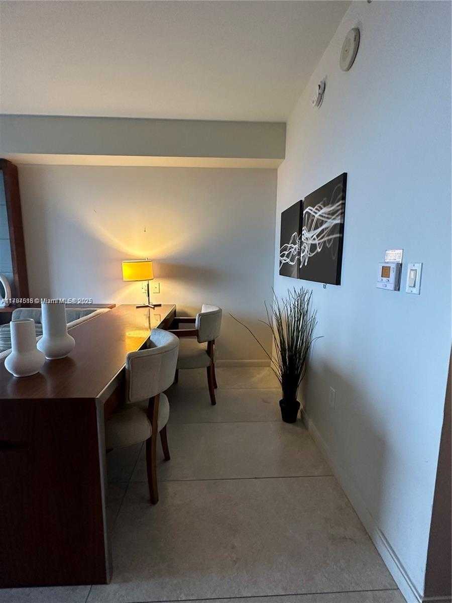 Small Image of 50 BISCAYNE BLVD #911, Miami Number 8
