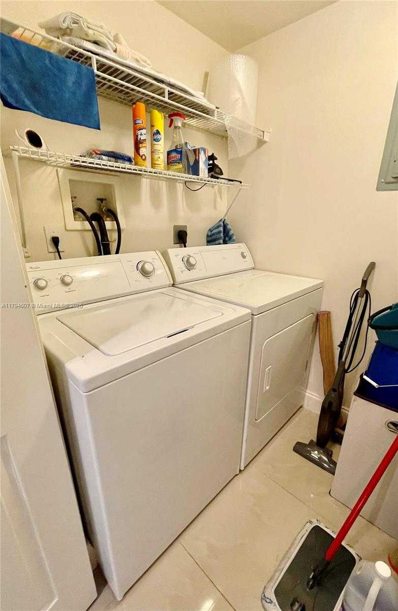 Small Image of 17150 NORTH BAY RD #2511, Sunny Isles Beach Number 17