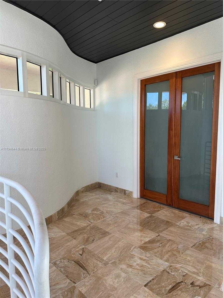 Small Image of 10600 SOUTH WEST 69TH AVE, Pinecrest Number 80