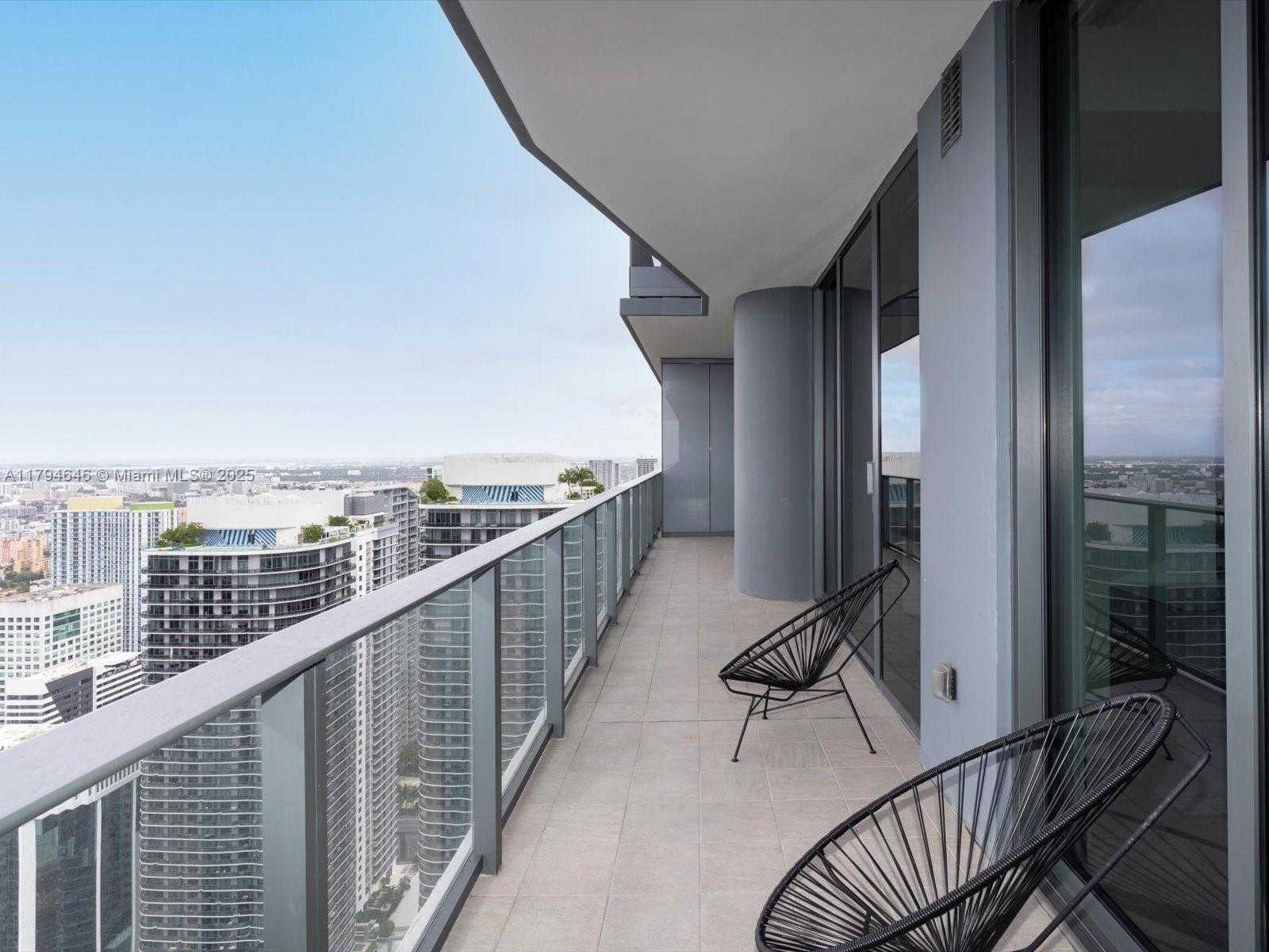 Small Image of 1000 BRICKELL PLZ #PH5706, Miami Number 21