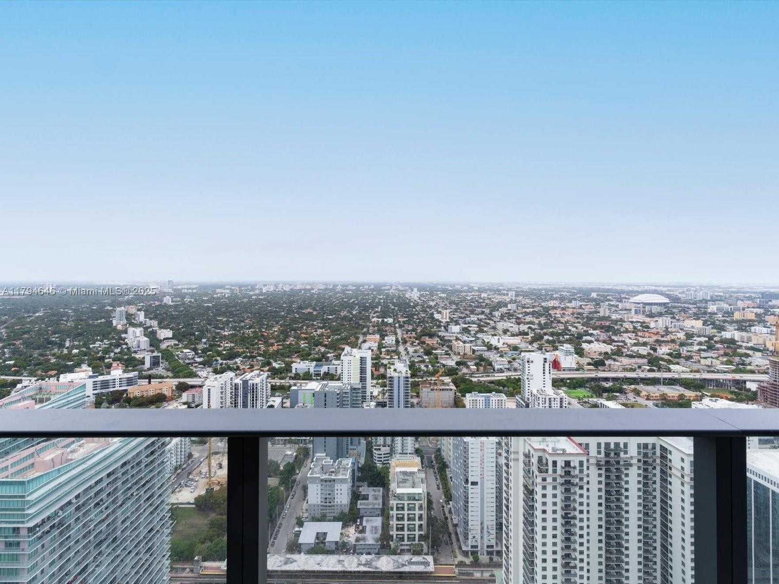 Small Image of 1000 BRICKELL PLZ #PH5706, Miami Number 22