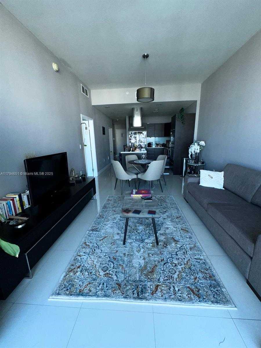 Small Image of 7930 EAST DR #1007, North Bay Village Number 3