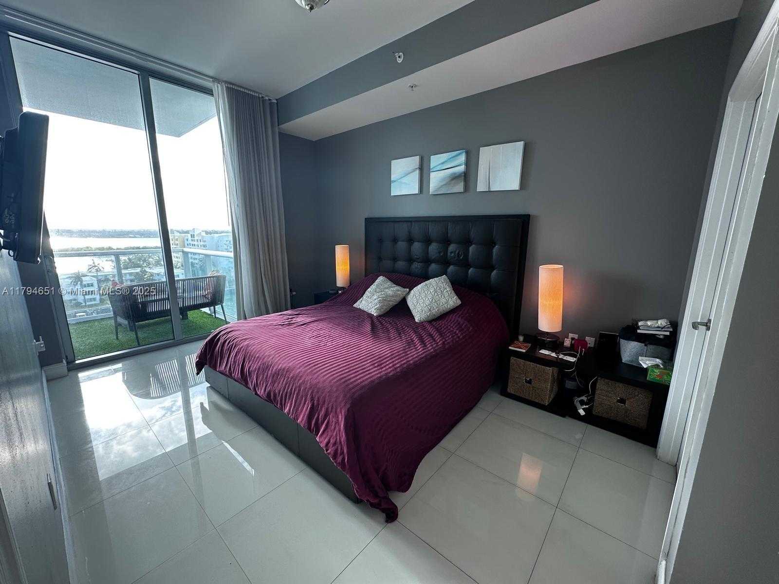 Small Image of 7930 EAST DR #1007, North Bay Village Number 4