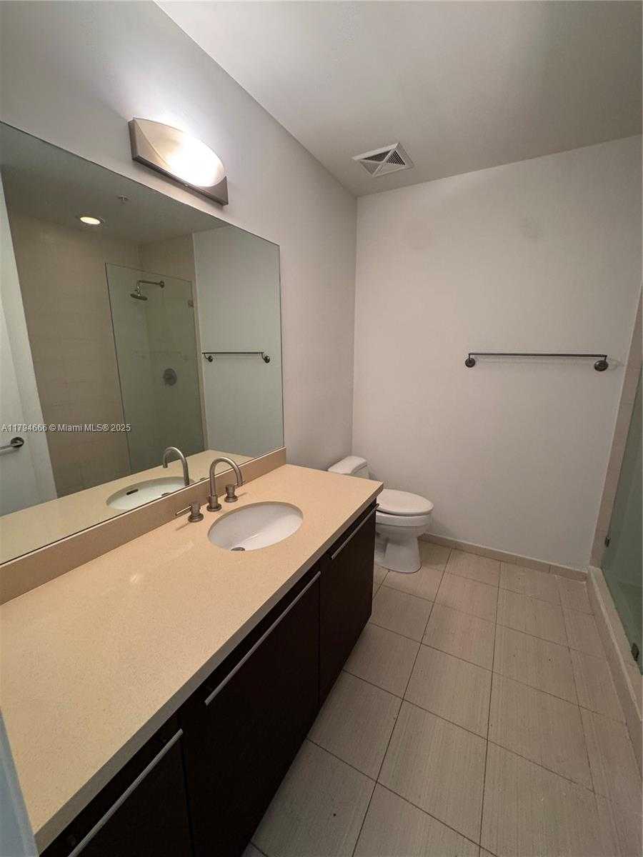 Small Image of 7930 EAST DR #DR, North Bay Village Number 10
