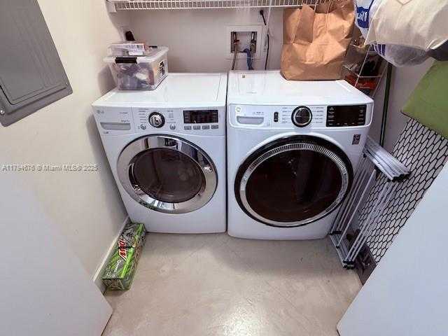 Small Image of 2001 BISCAYNE BLVD #2502, Miami Number 10