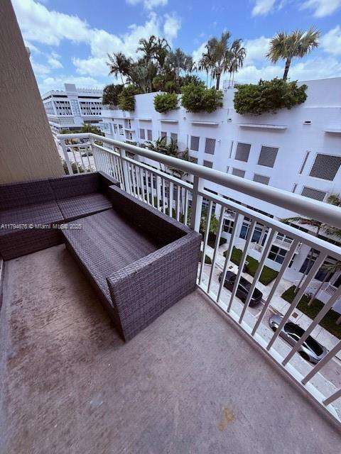 Small Image of 2001 BISCAYNE BLVD #2502, Miami Number 14