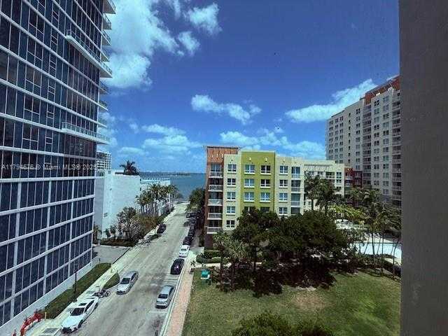 Small Image of 2001 BISCAYNE BLVD #2502, Miami Number 17
