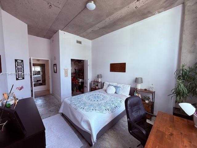 Small Image of 2001 BISCAYNE BLVD #2502, Miami Number 7