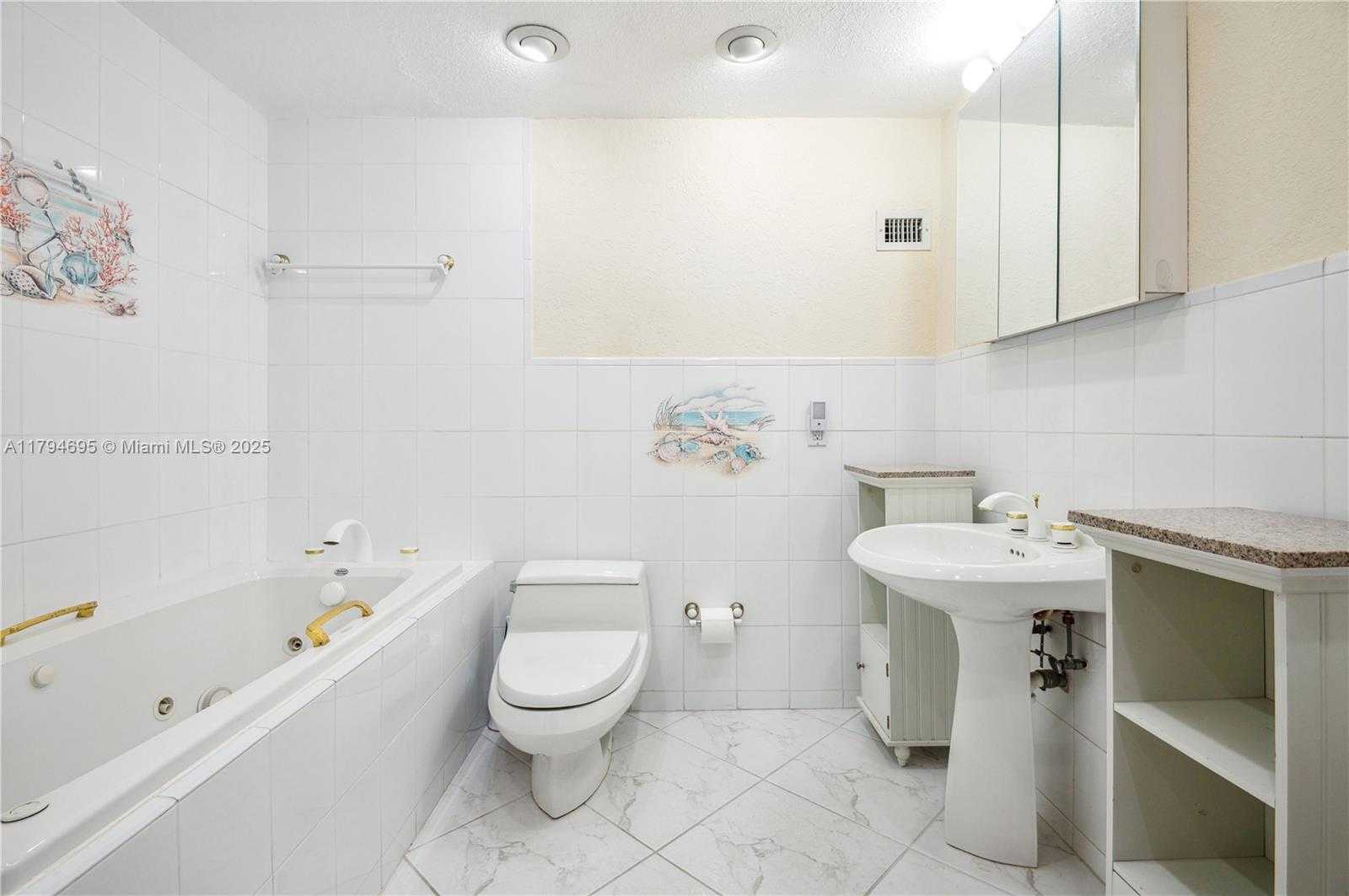 Small Image of 3505 SOUTH OCEAN DR #212, Hollywood Number 11