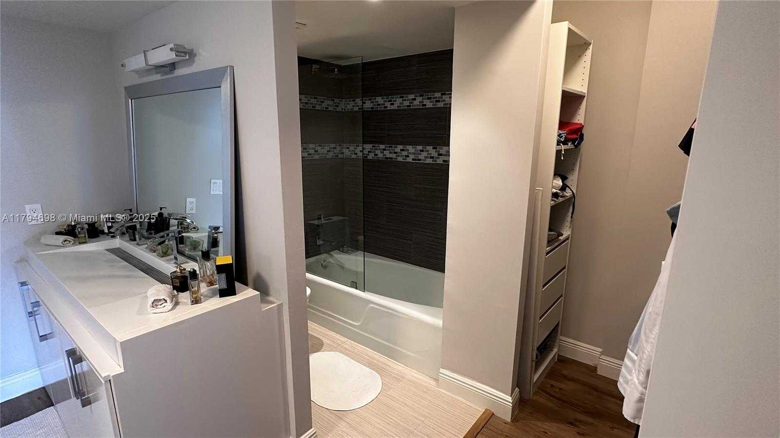 Small Image of 20225 NORTH EAST 34TH CT #2113, Aventura Number 27