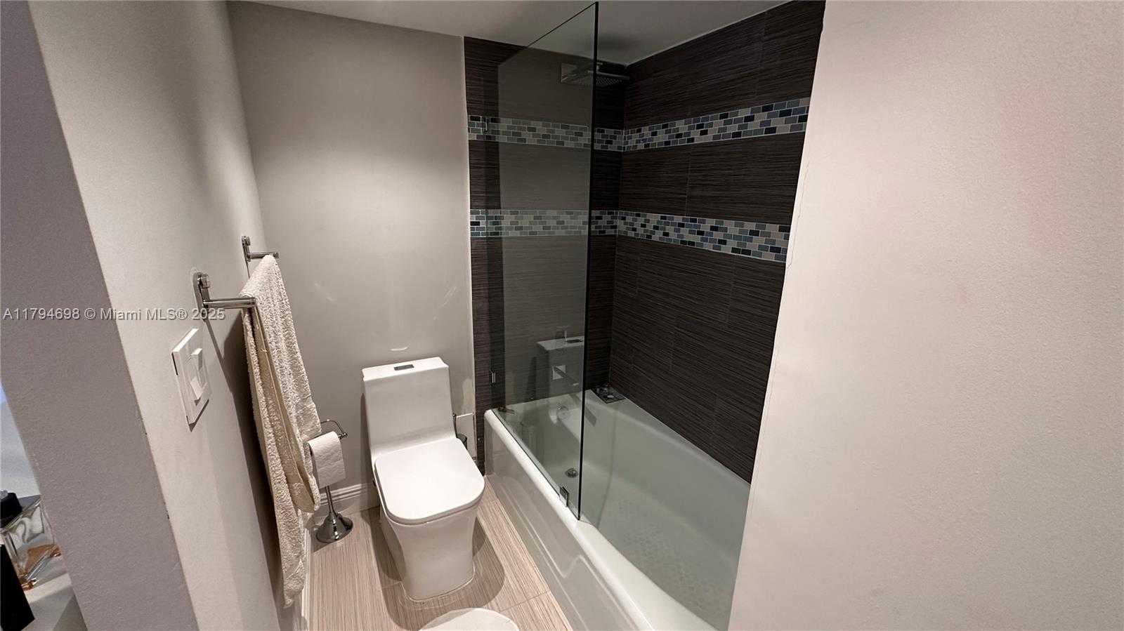 Small Image of 20225 NORTH EAST 34TH CT #2113, Aventura Number 28