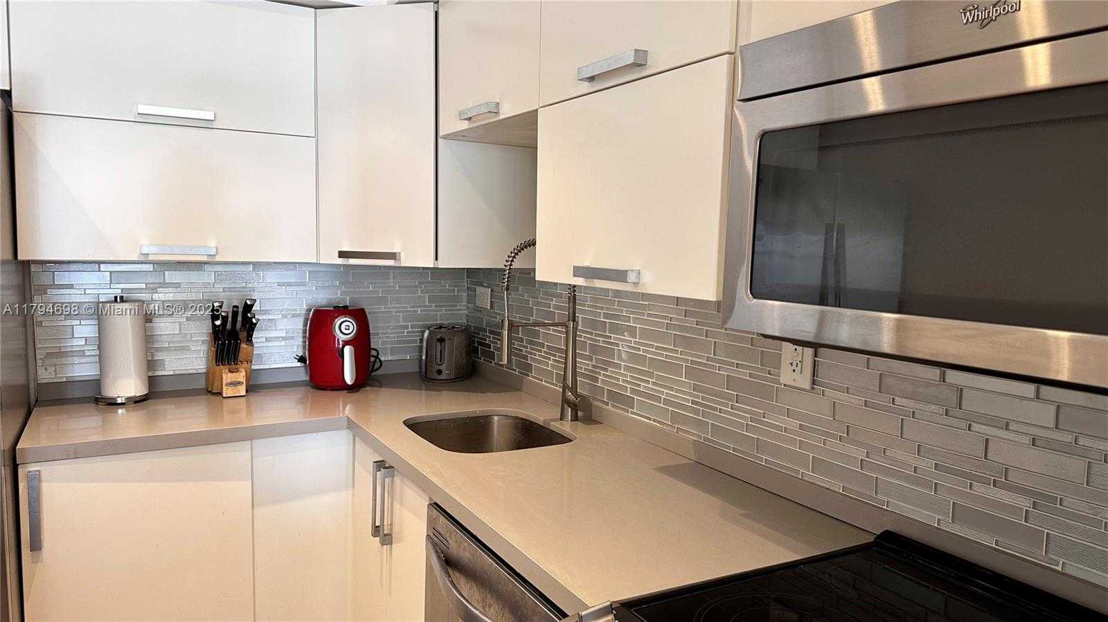 Small Image of 20225 NORTH EAST 34TH CT #2113, Aventura Number 8