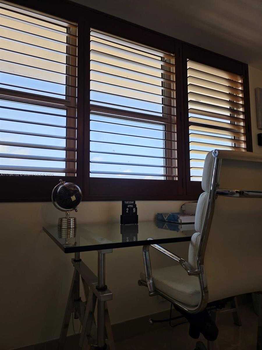 Small Image of 9225 COLLINS AVE #1409, Surfside Number 19