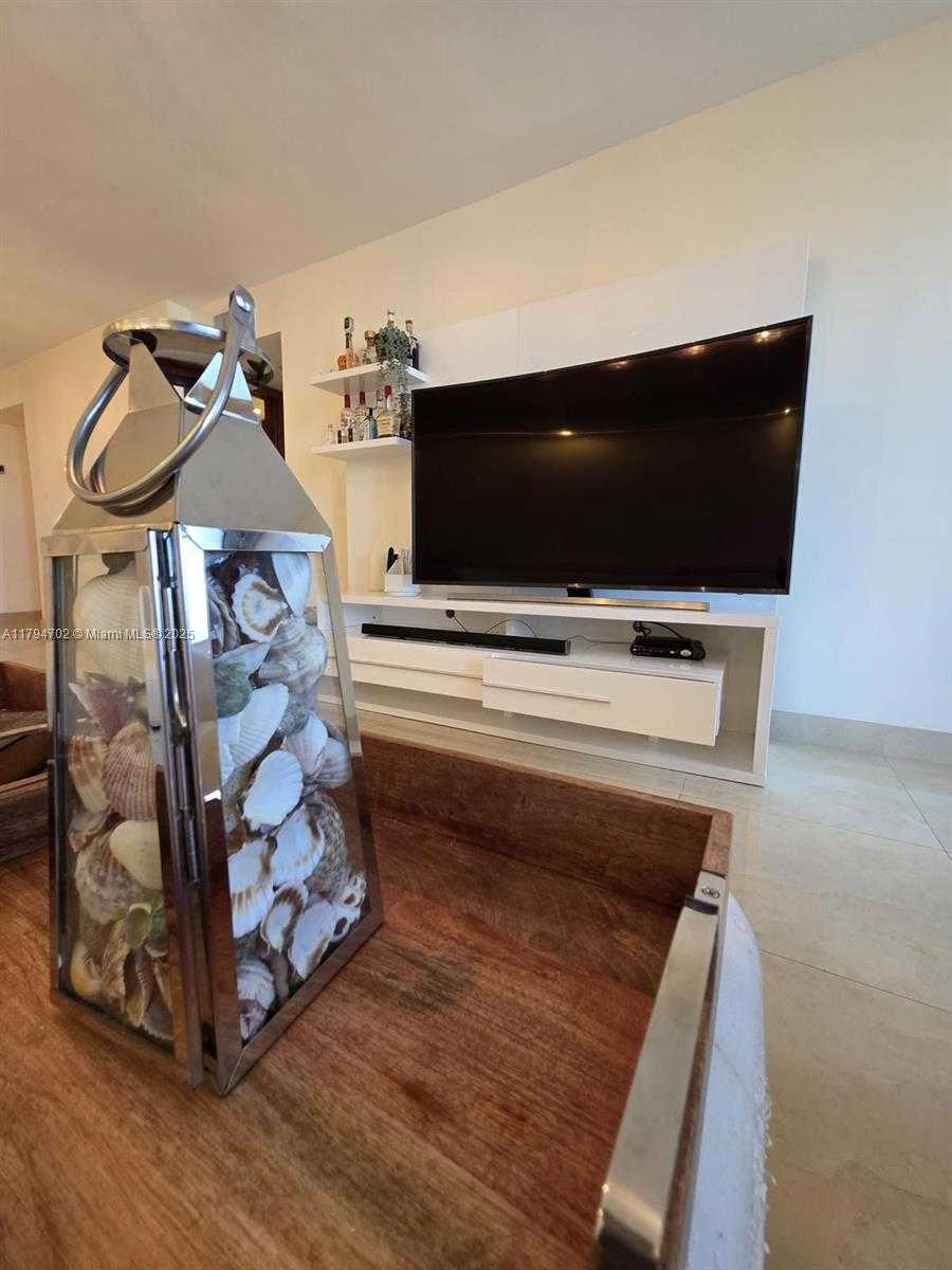 Small Image of 9225 COLLINS AVE #1409, Surfside Number 2