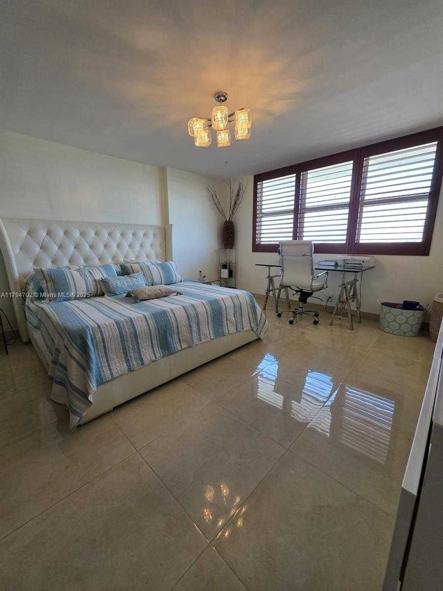 Small Image of 9225 COLLINS AVE #1409, Surfside Number 21