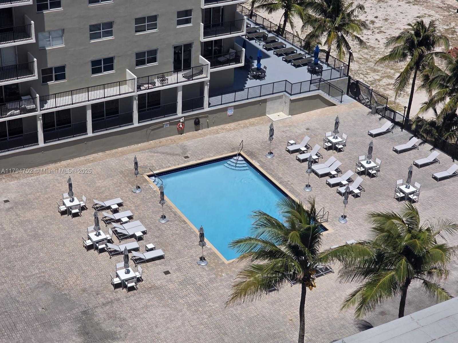 Small Image of 9225 COLLINS AVE #1409, Surfside Number 32