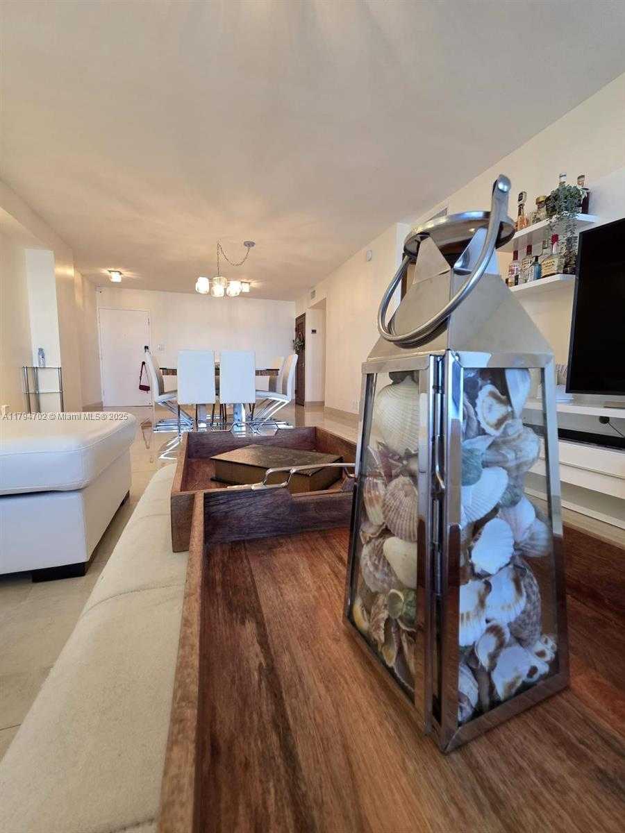 Small Image of 9225 COLLINS AVE #1409, Surfside Number 4