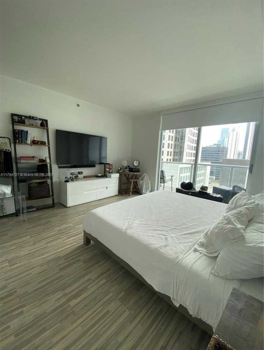 Small Image of 55 SOUTH EAST 6TH ST #1506, Miami Number 3