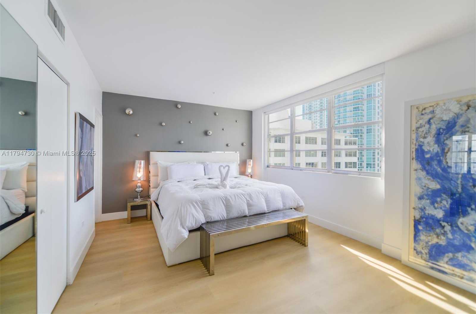Small Image of 801 BRICKELL BAY DR #1962, Miami Number 8