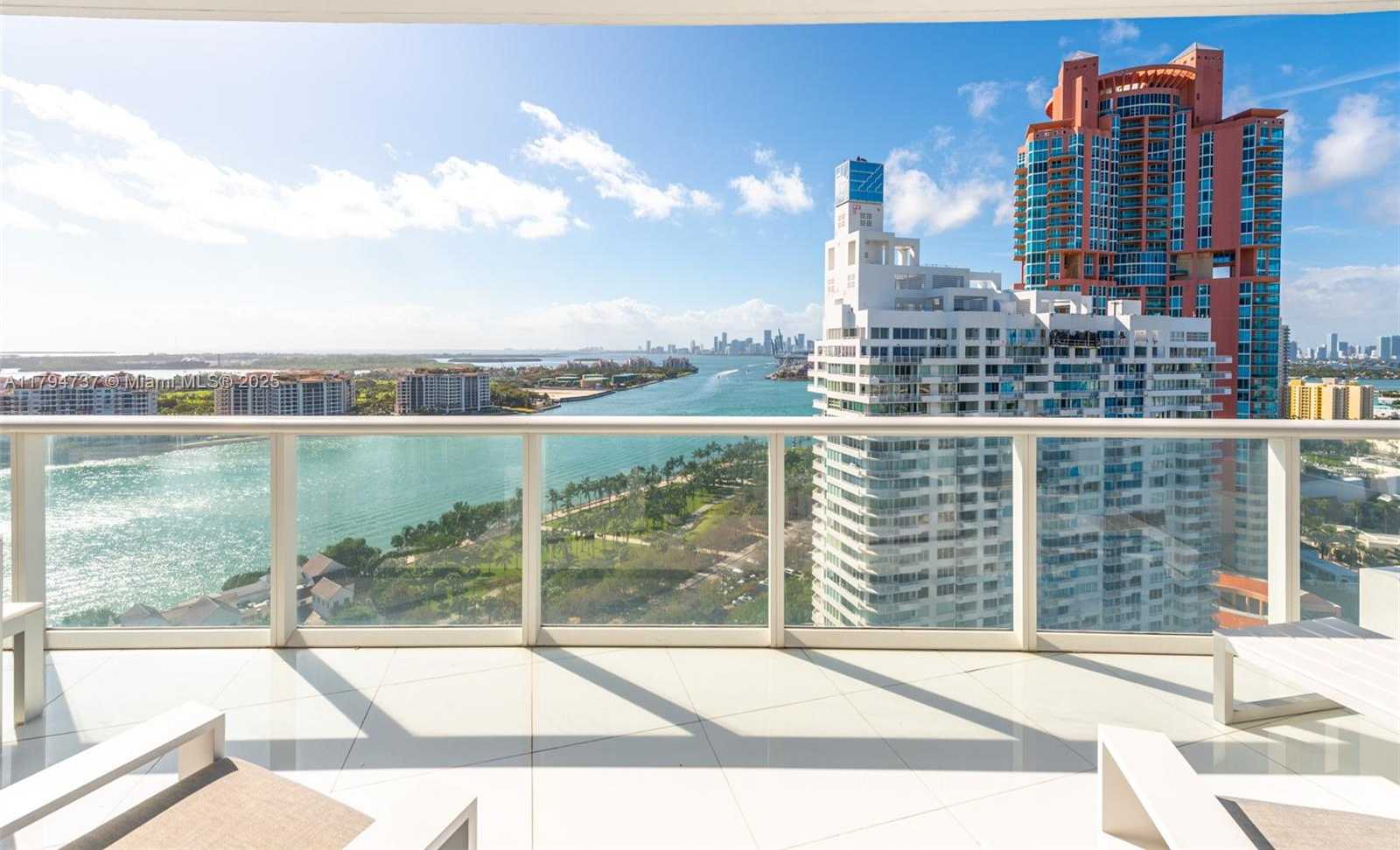 Small Image of 100 SOUTH POINTE DR #2101, Miami Beach Number 41