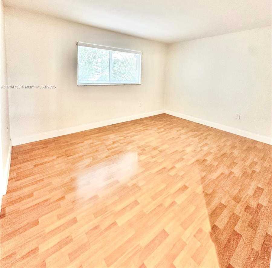 Small Image of 1175 NORTH EAST MIAMI GARDENS DR #311E, Miami Number 11