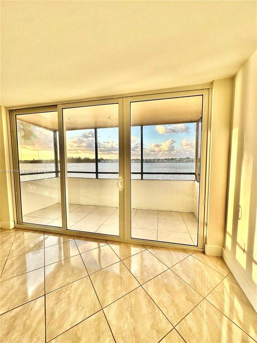 Small Image of 1175 NORTH EAST MIAMI GARDENS DR #311E, Miami Number 16