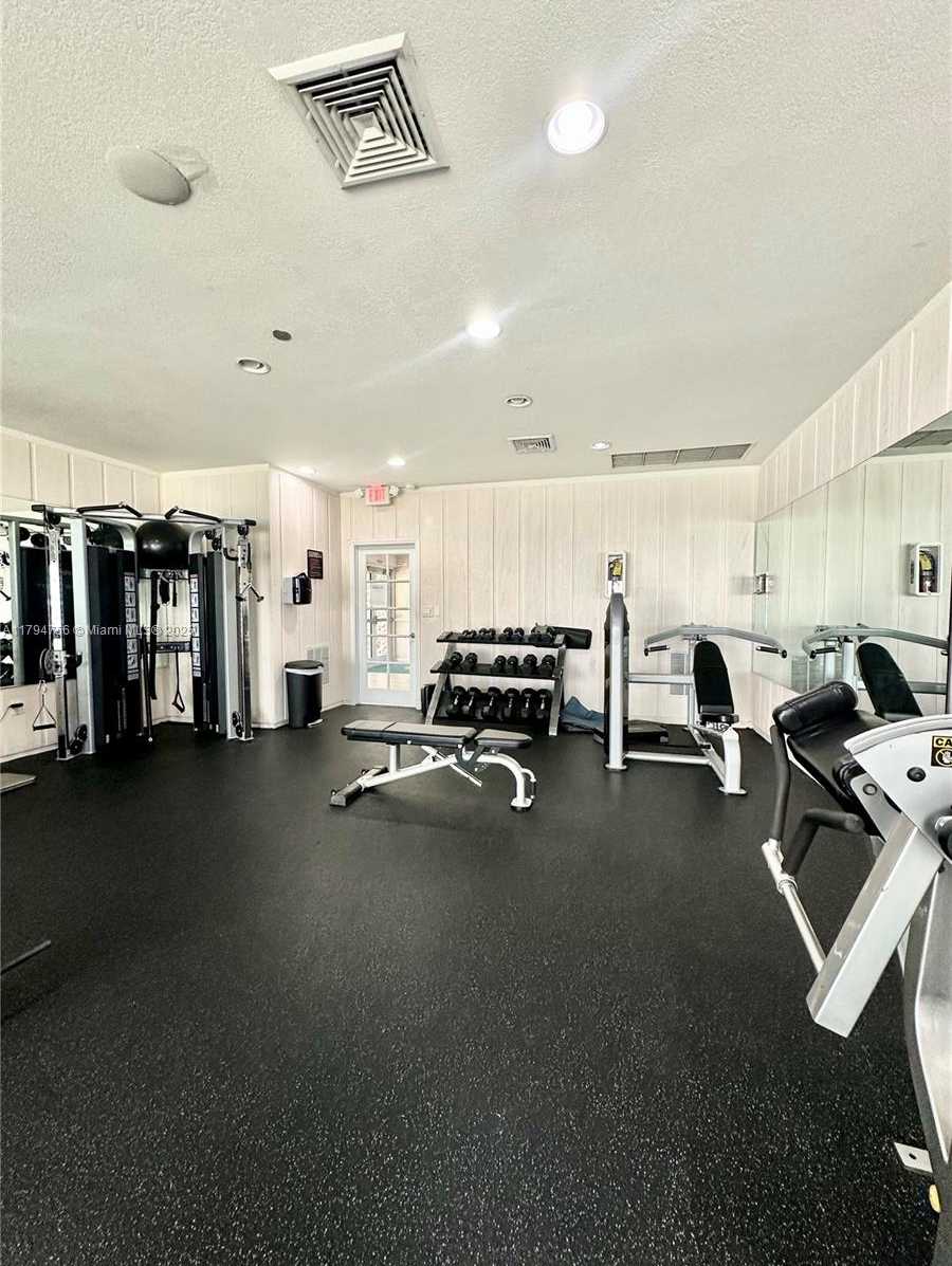Small Image of 1175 NORTH EAST MIAMI GARDENS DR #311E, Miami Number 18