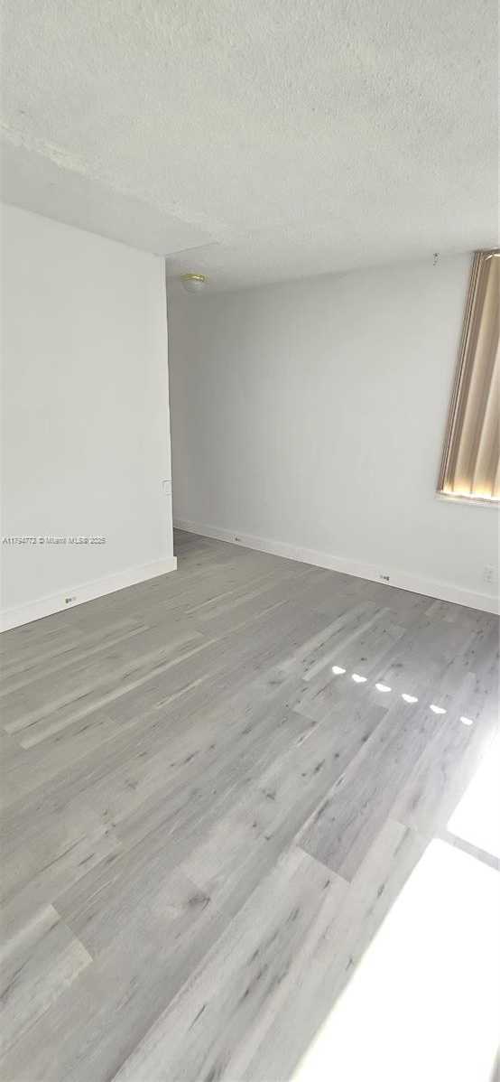 Small Image of 1800 COLLINS AVE #8A, Miami Beach Number 14