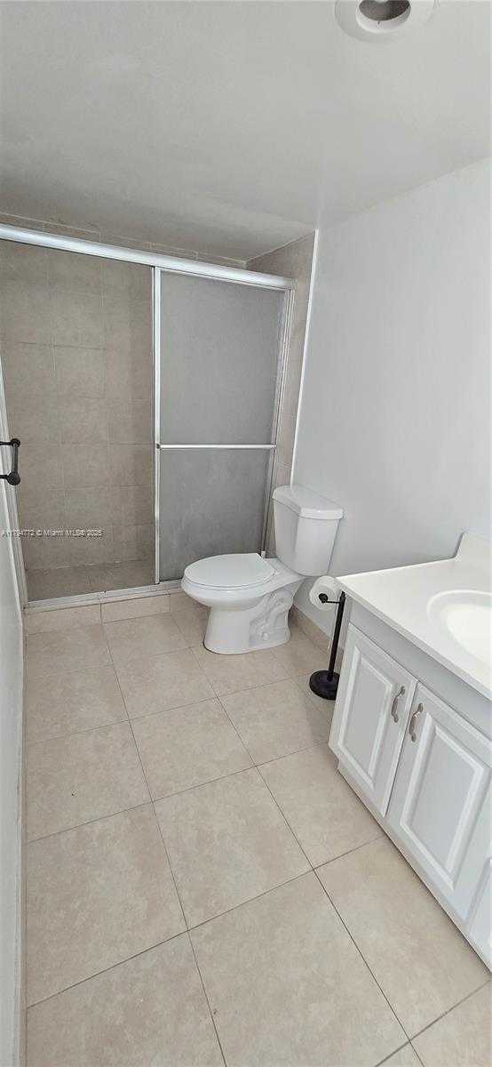 Small Image of 1800 COLLINS AVE #8A, Miami Beach Number 16
