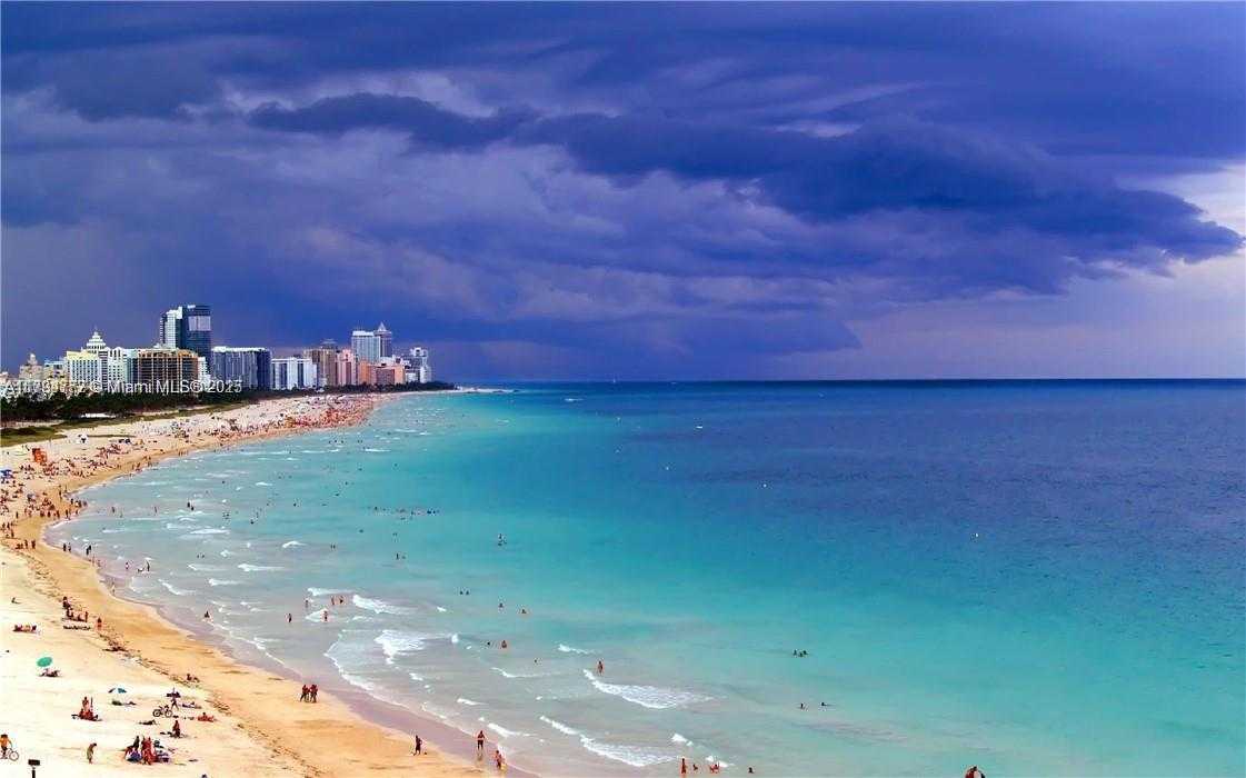 Small Image of 1800 COLLINS AVE #8A, Miami Beach Number 38