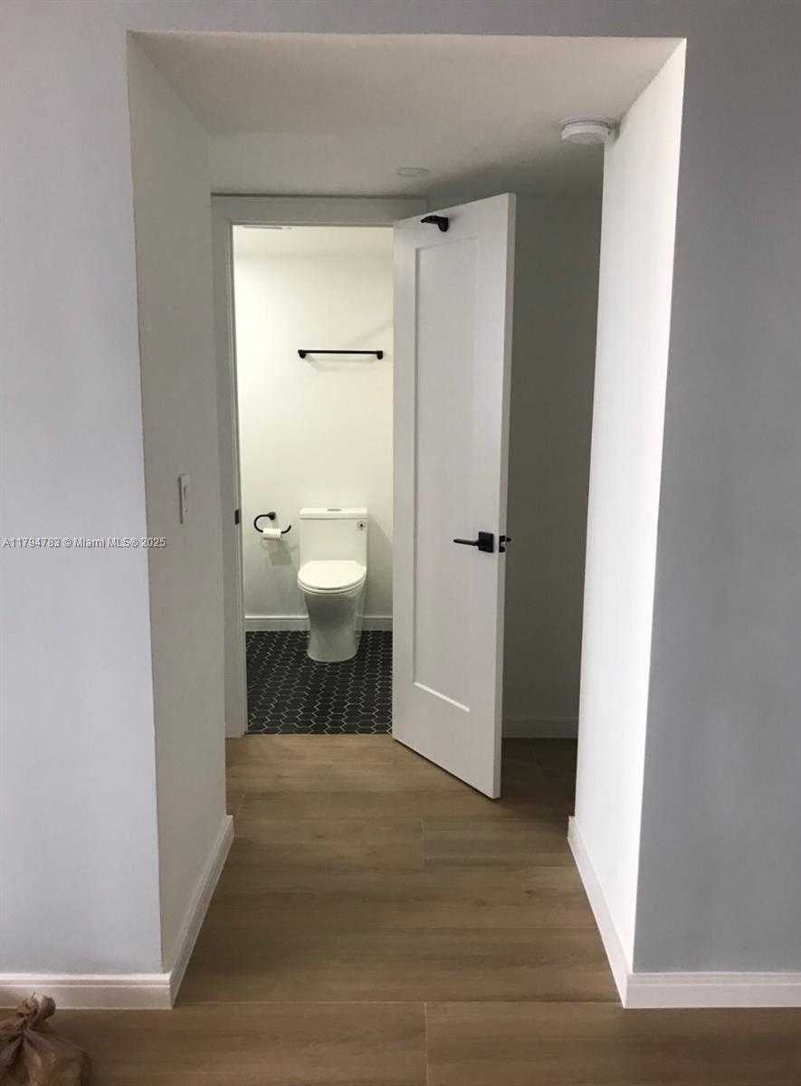 Small Image of 251 174TH ST #1009, Sunny Isles Beach Number 24