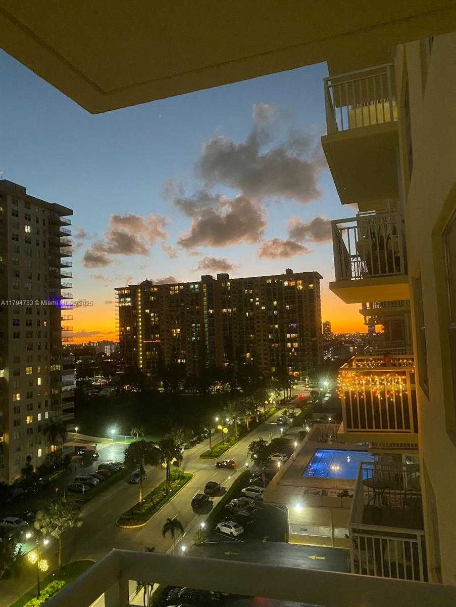 Small Image of 251 174TH ST #1009, Sunny Isles Beach Number 32